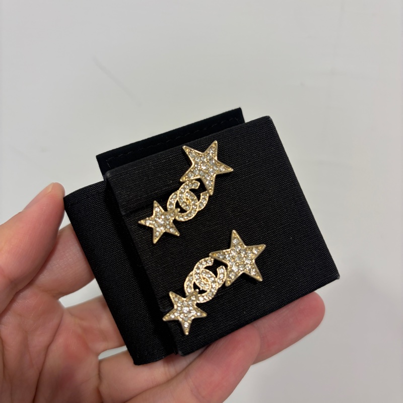 香奈兒Chanel星星耳環 全新耳針款-5