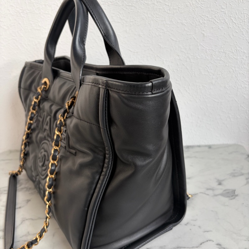 Chanel 黑色皮革沙灘包～～輕量版-3