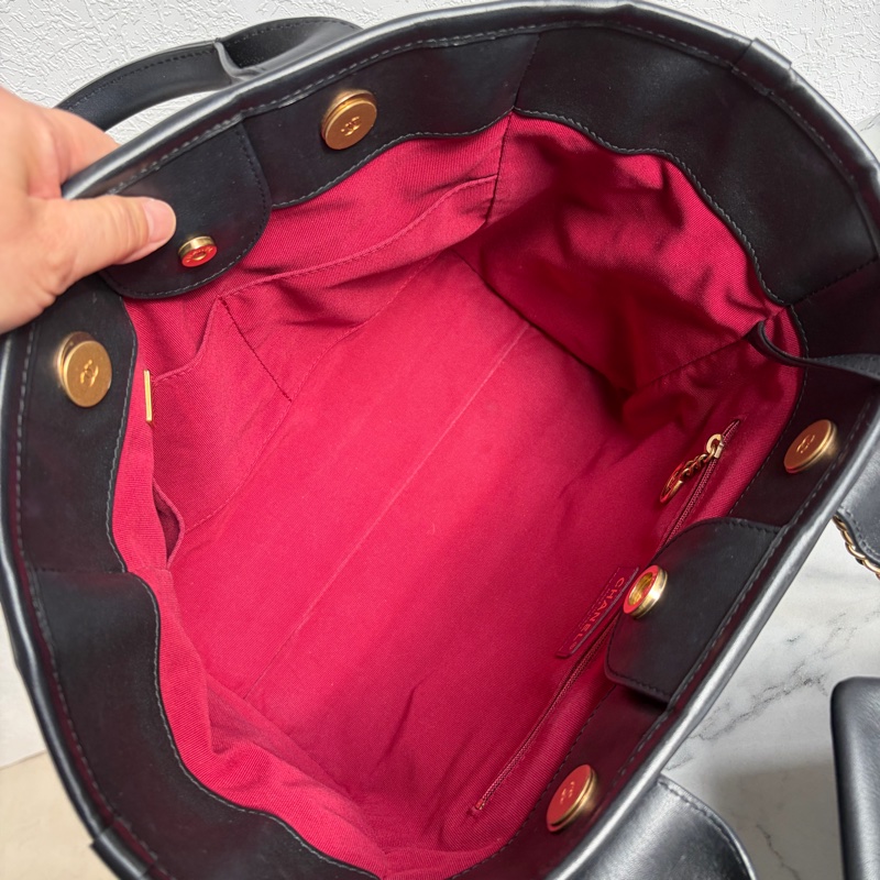 Chanel 黑色皮革沙灘包～～輕量版-4