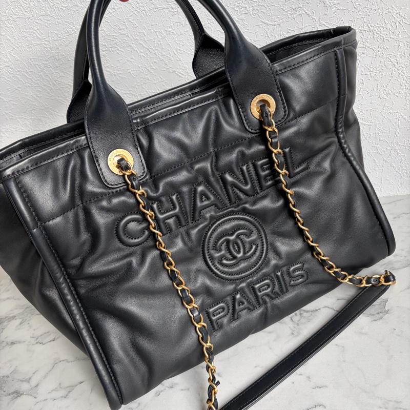 Chanel 黑色皮革沙灘包～～輕量版-16