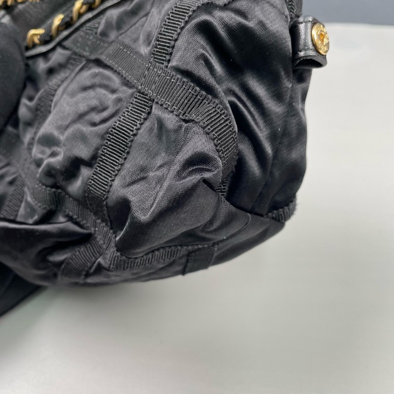 Chanel 黑金迷你緞面餃子包 斜背包-19