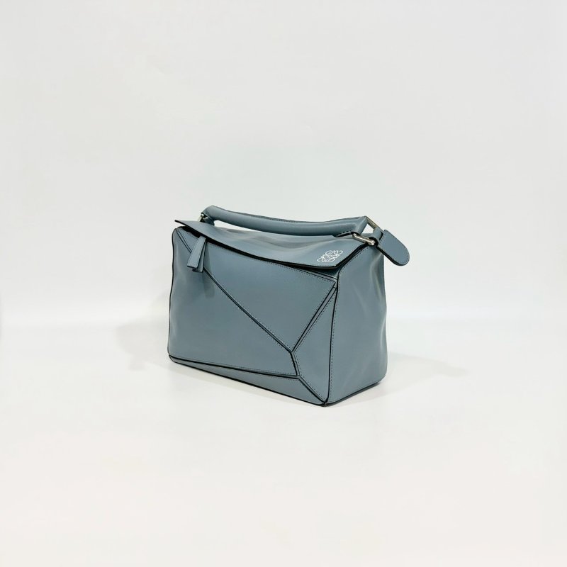 LOEWE霧霾藍羊皮銀扣中號PUZZLE手提側背包32230S20-2