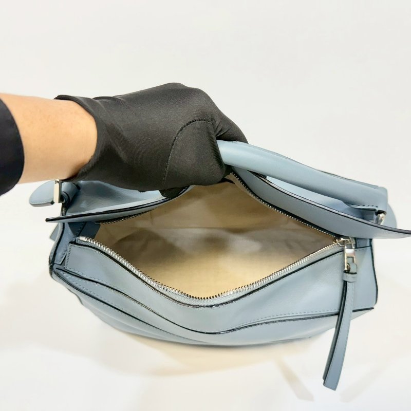 LOEWE霧霾藍羊皮銀扣中號PUZZLE手提側背包32230S20-5