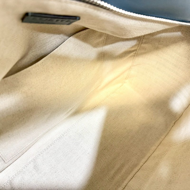 LOEWE霧霾藍羊皮銀扣中號PUZZLE手提側背包32230S20-9