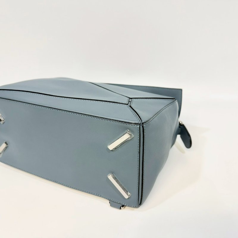 LOEWE霧霾藍羊皮銀扣中號PUZZLE手提側背包32230S20-10