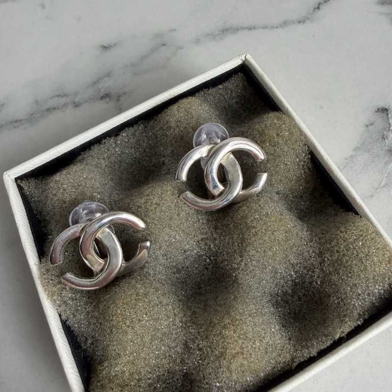 Chanel 銀色雙c夾式耳環～夾式-0