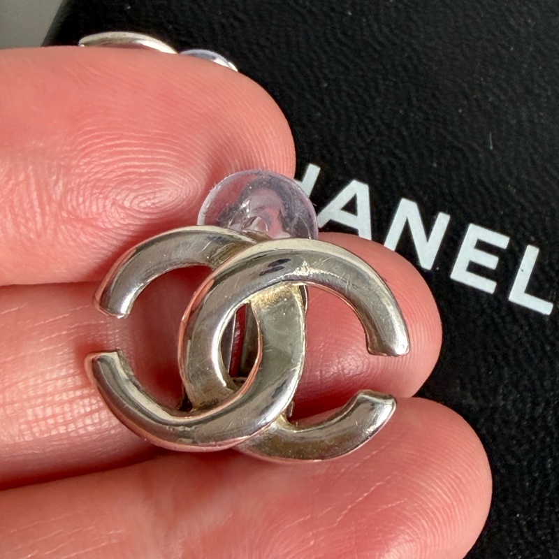 Chanel 銀色雙c夾式耳環～夾式-2
