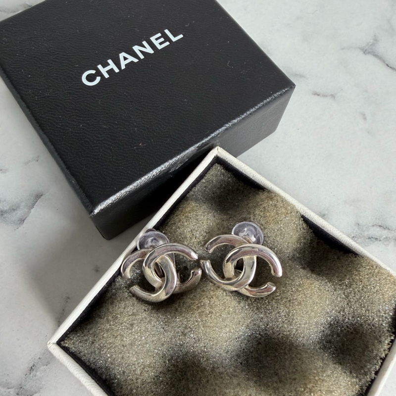 Chanel 銀色雙c夾式耳環～夾式-8