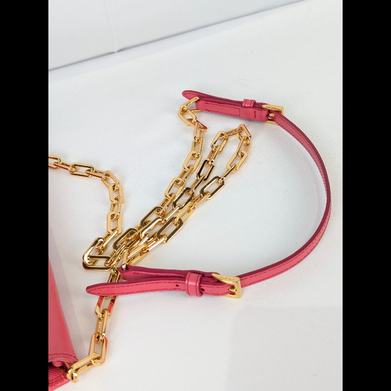 莉亞精品♡PRADA 桃紅金鍊包 二手美包-14