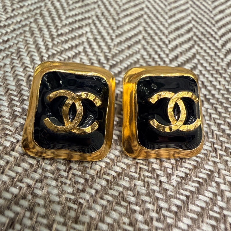 香奈兒23c復古方塊耳環-1
