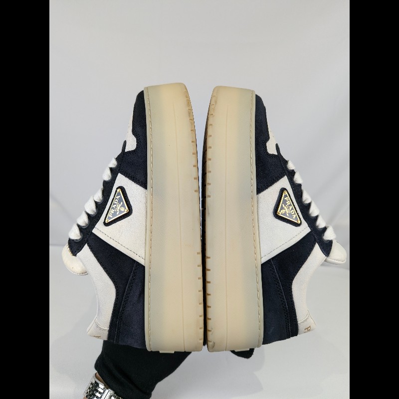 莉亞精品♡PRADA 全皮麂皮拼接休閒鞋 尺碼36 二手美品-6