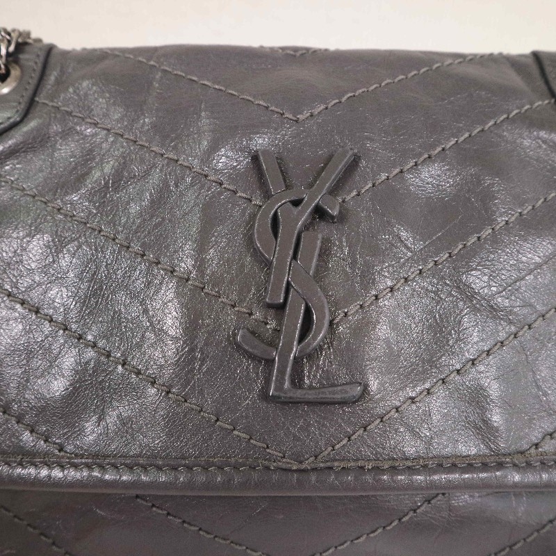 YSL NIKI 小號D釦灰色肩背包斜背包-11