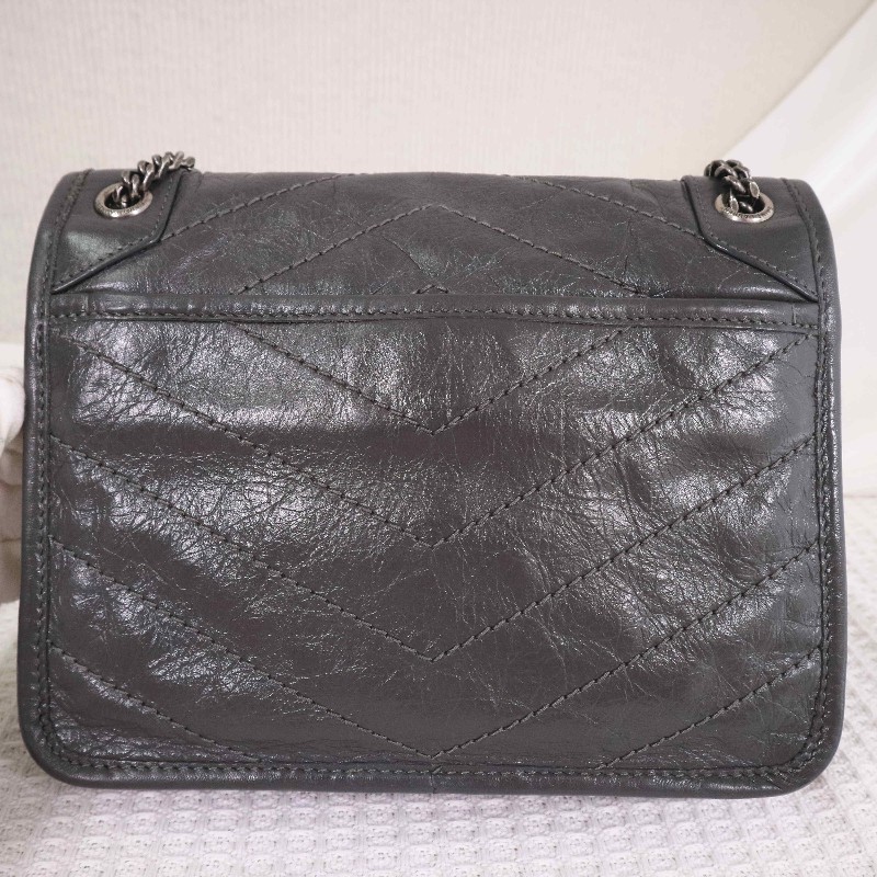 YSL NIKI 小號D釦灰色肩背包斜背包-16