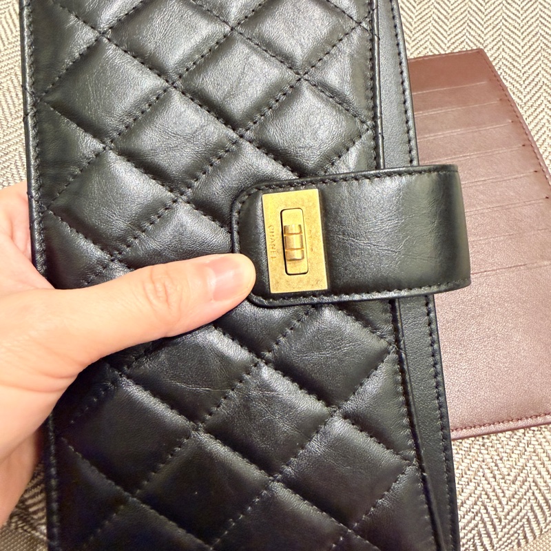 香奈兒Chanel ❤️地表最強二合一扁夾手機包❤️-1