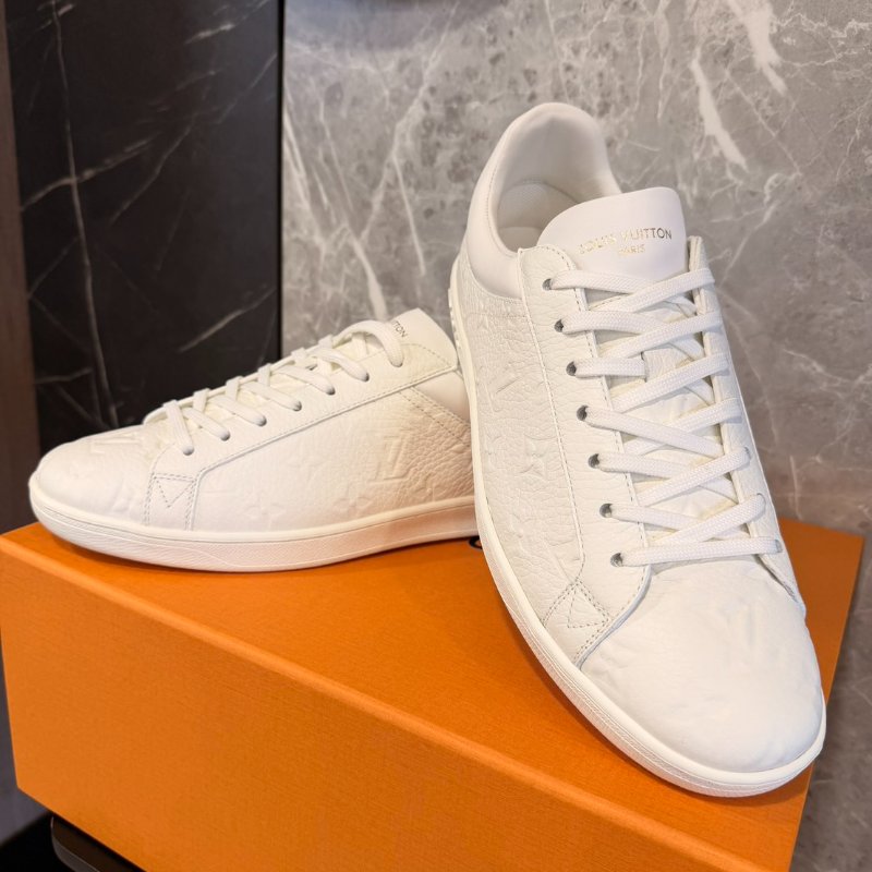 Louis Vuitton – Luxembourg Trainer 全白壓紋小白鞋 全新 全配(僅試穿) 男鞋-5