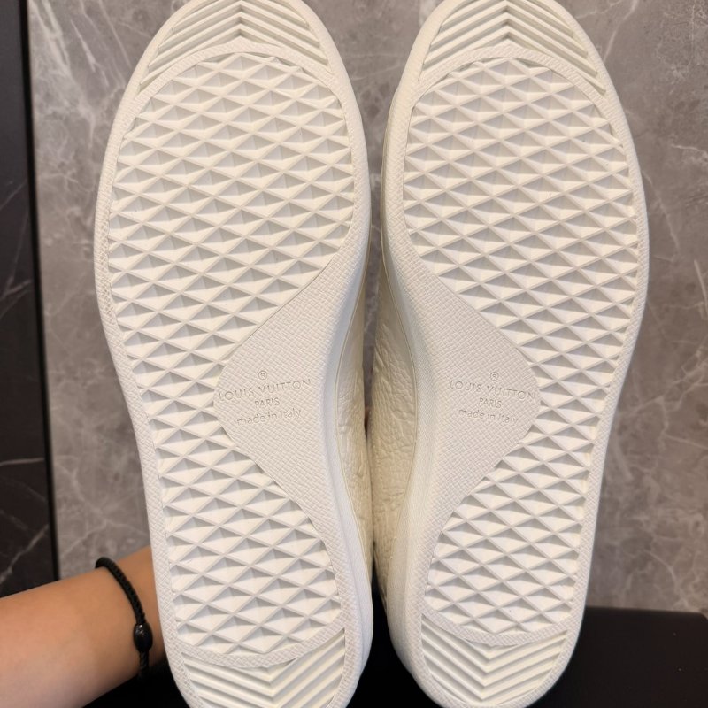 Louis Vuitton – Luxembourg Trainer 全白壓紋小白鞋 全新 全配(僅試穿) 男鞋-16