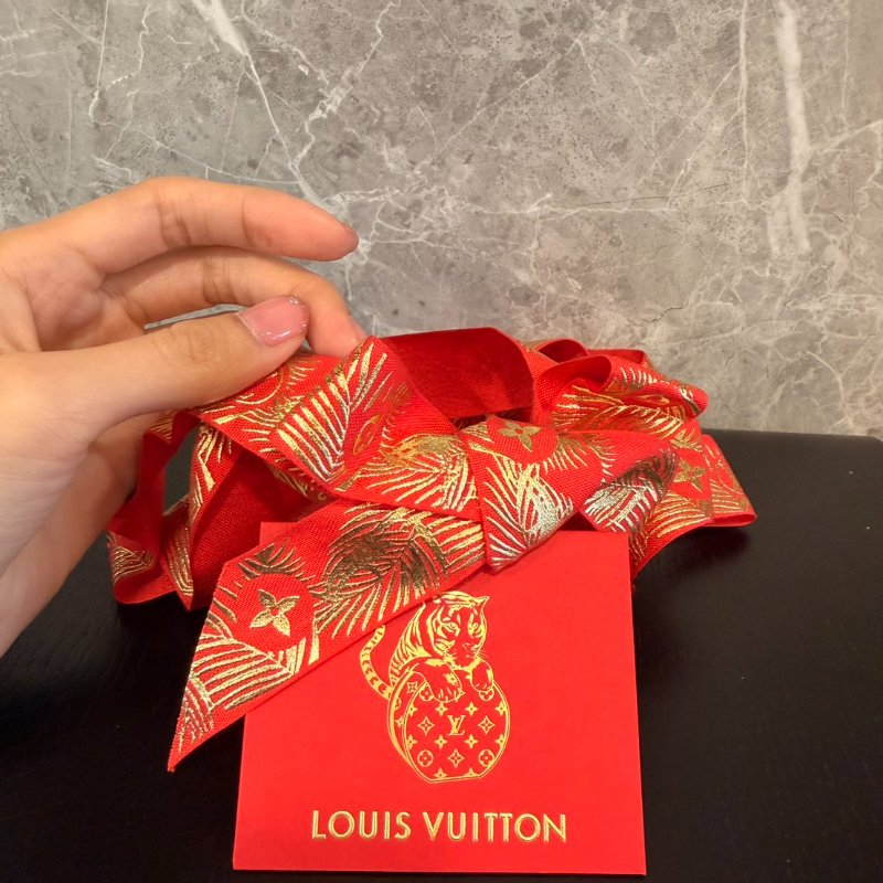 Louis Vuitton – Luxembourg Trainer 全白壓紋小白鞋 全新 全配(僅試穿) 男鞋-22