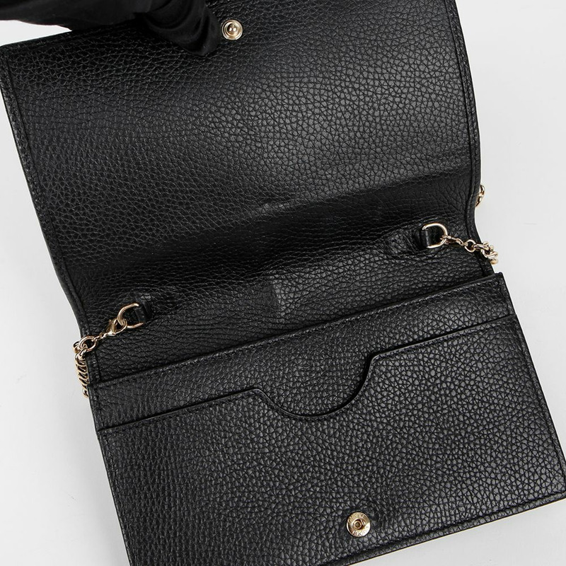 GUCCI 互扣式 Soho 鏈條單肩斜背包 598211-8