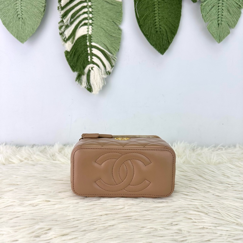 CHANEL 22k 奶茶色羊皮金柱長盒子 晶片款 全套有單-5