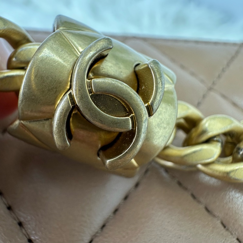 CHANEL 22k 奶茶色羊皮金柱長盒子 晶片款 全套有單-17