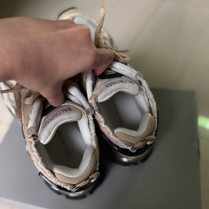 Balenciaga巴黎世家RUNNER/尺寸38-9