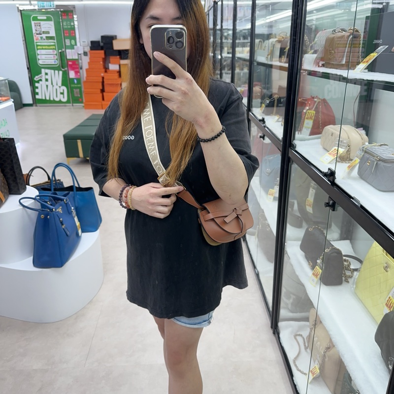 LOEWE Mini Gate 焦糖色馬鞍包 斜肩包-1