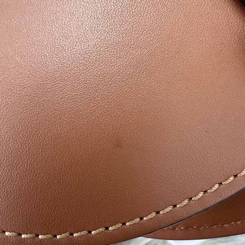 LOEWE Mini Gate 焦糖色馬鞍包 斜肩包-10