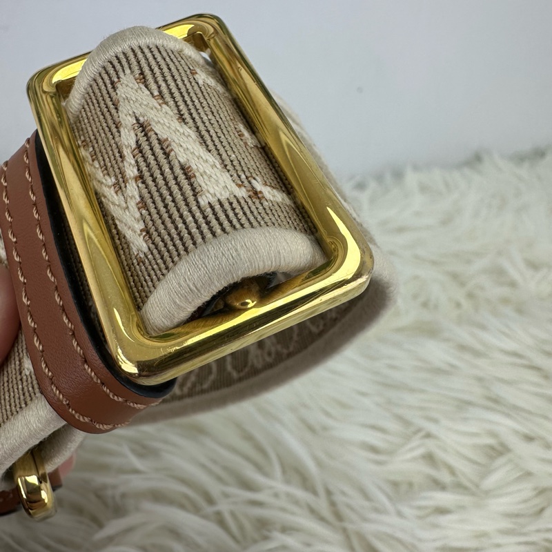 LOEWE Mini Gate 焦糖色馬鞍包 斜肩包-14