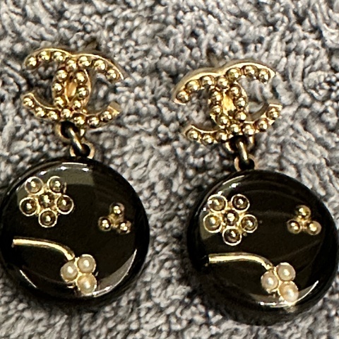 香奈兒復古垂吊式耳環