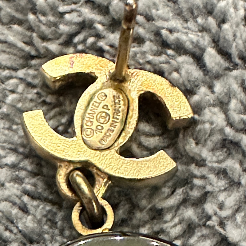 香奈兒復古垂吊式耳環-3