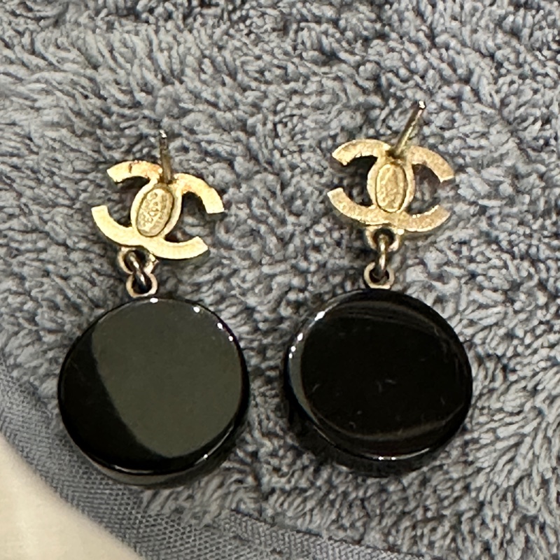 香奈兒復古垂吊式耳環-4