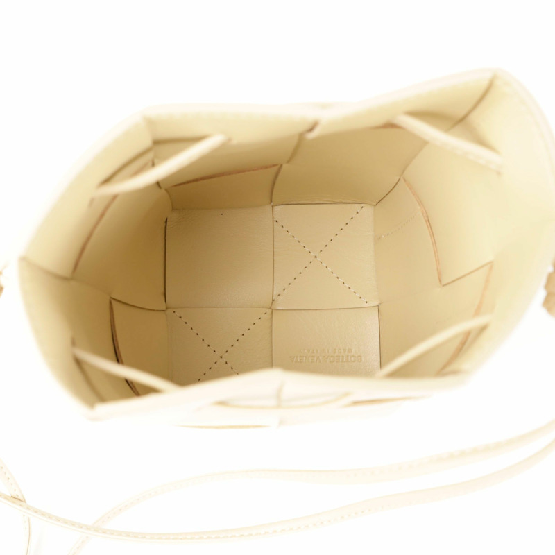 BOTTEGA VENETA 680217 迷你水桶肩斜背包-7