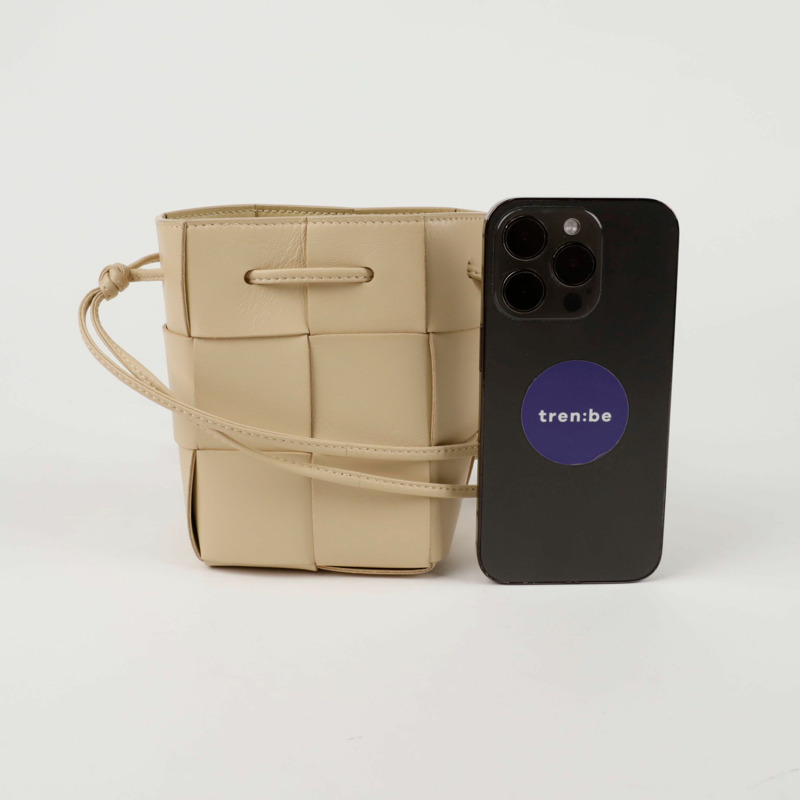 【包稅】BOTTEGA VENETA 680217 卡附迷你水桶肩斜背包-6