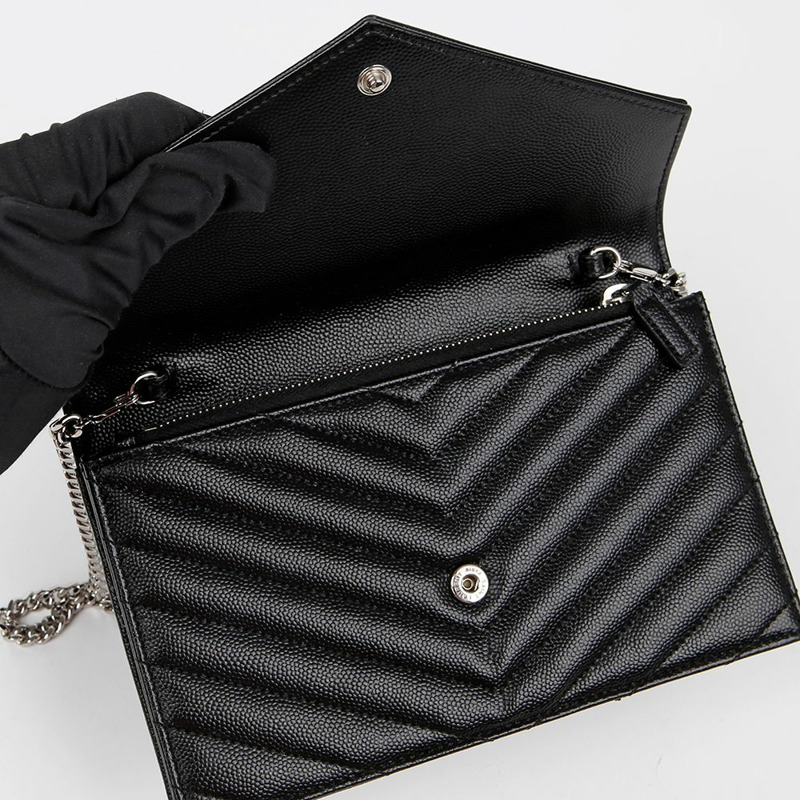 SAINT LAURENT 信封鏈條皮夾斜背包 393953-7