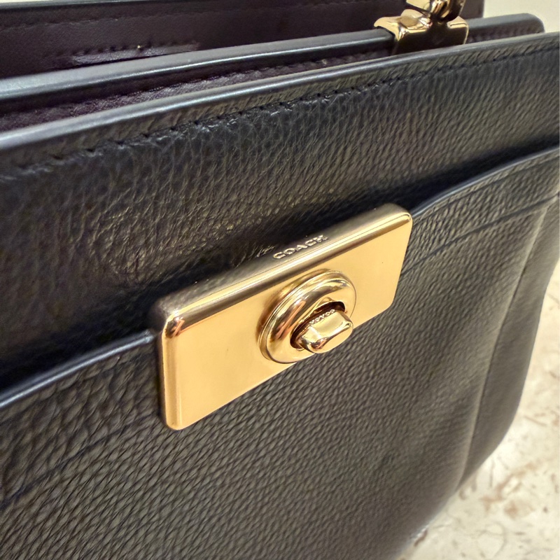 全新COACH牛皮革質感手提斜背兩用包-12