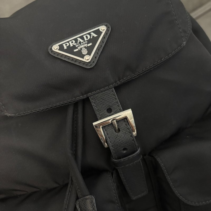 prada 後背包小號專櫃近代款 99新 配件塵袋-1