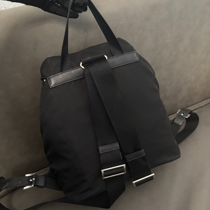 prada 後背包小號專櫃近代款 99新 配件塵袋-8