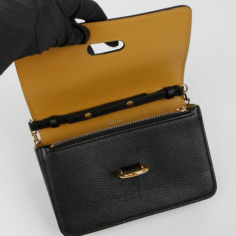 BURBERRY D形環迷你鏈單肩斜背包 8004569-6