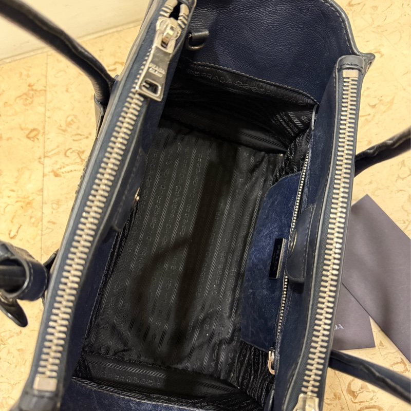 PRADA GLACE‘CALF SCAM手提肩背兩用包-2