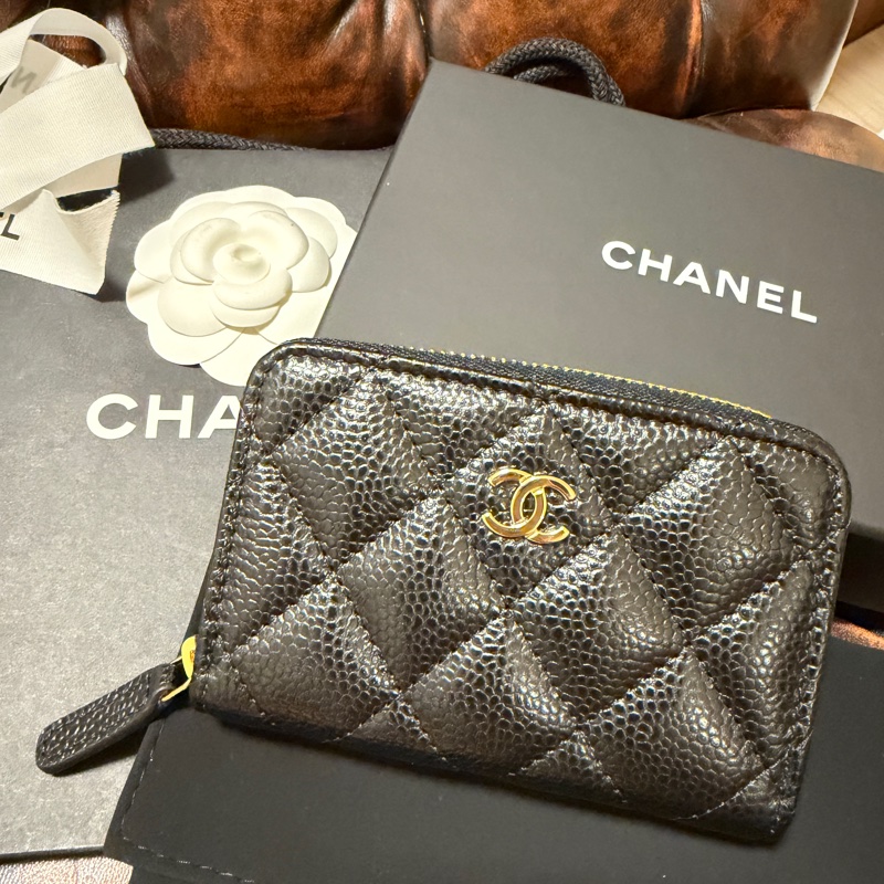 全新日本專櫃購入 Chanel 香奈兒 經典拉鍊零錢包 黑色金鏈荔枝皮 香奈兒荔枝皮 零錢包 粒紋小牛皮-1