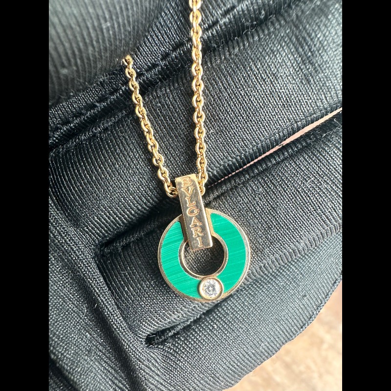 BVLGARI 玫瑰金單鑽孔雀石銅錢項鍊-3