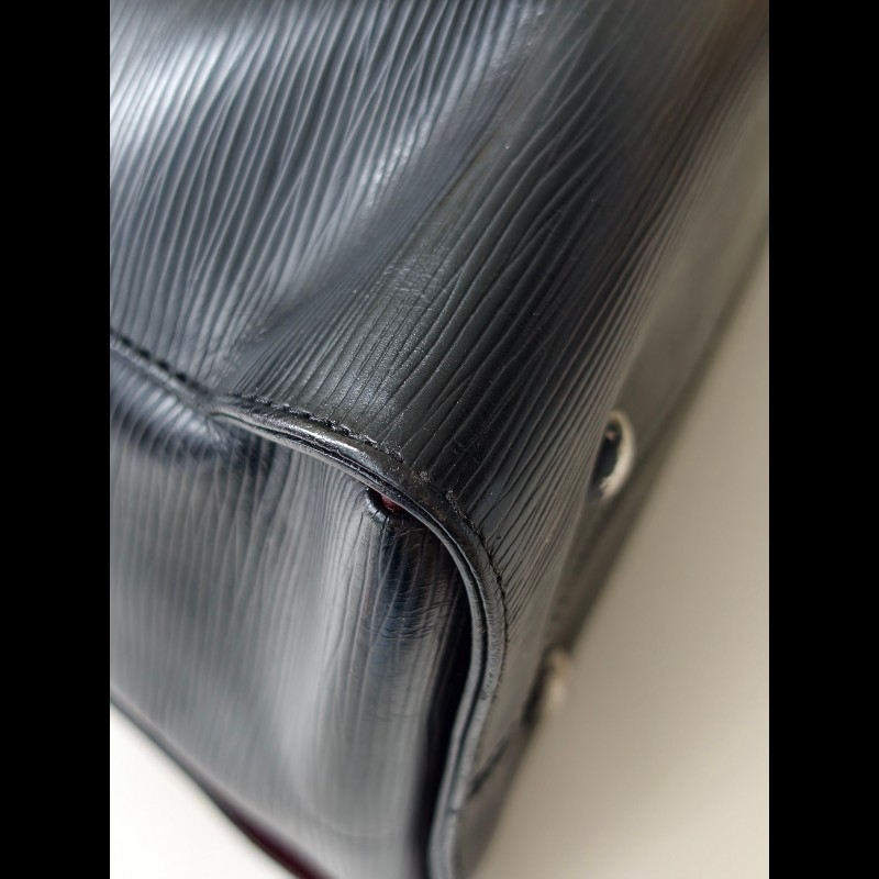 LV 路易威登 水波纹epi黑色手提包肩背包-23