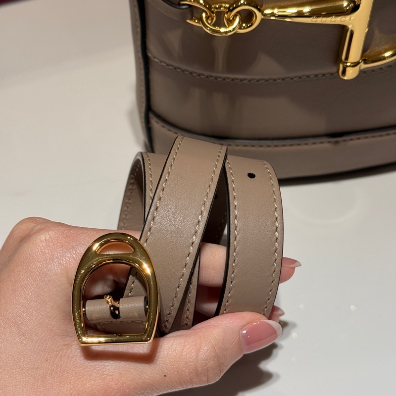 Gucci 73馬銜金釦肩斜背hobo水桶包-7