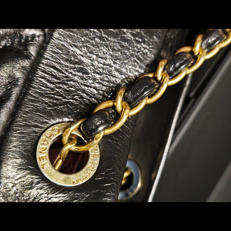 CHANEL 黑金雙C Logo 菱格紋小牛皮肩揹托特包-16