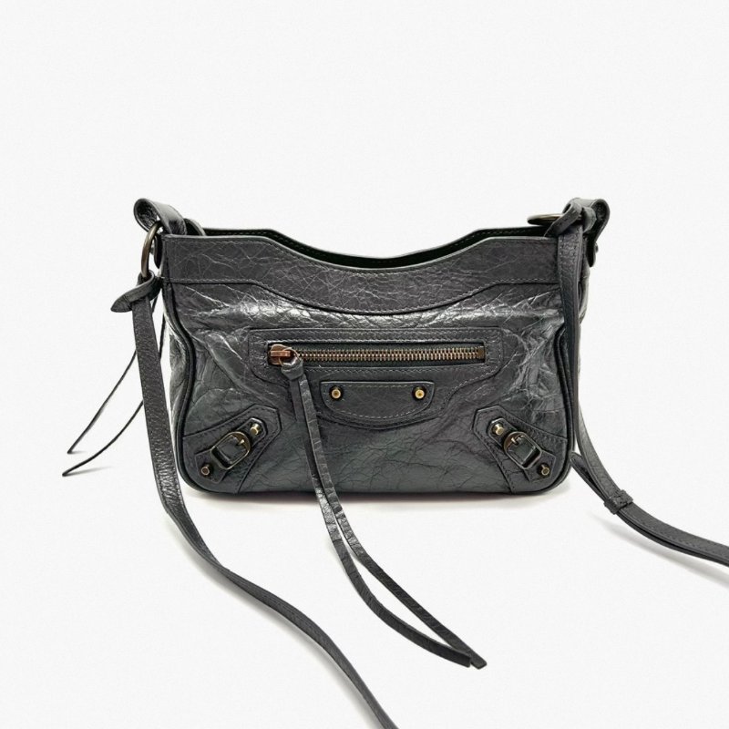 BALENCIAGA 深灰色油蠟皮肩背斜背包23*15*4  98新配件塵袋-0