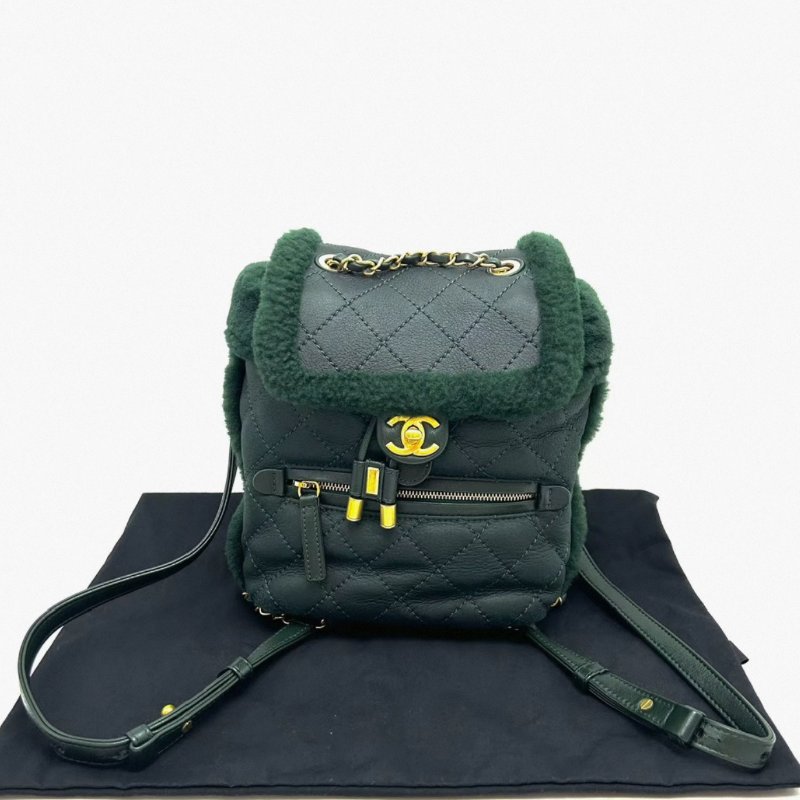 CHANEL 墨綠色金扣毛呢後背包17*20*10 98新配件塵袋-0