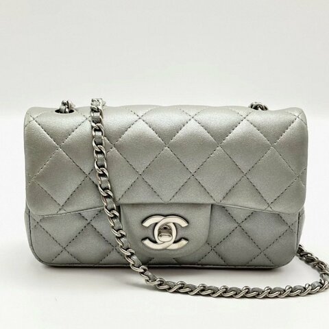 CHANEL 太空銀 Cf mini肩背斜背鏈條包17*10*4.5 98新配件塵袋