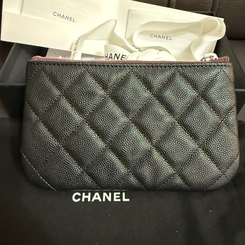 CHANEL 萬用一字黑銀拉鏈零錢包 短夾 卡包 *欲詢問商品注意禮貌 我不一定要賣妳 說聲 請問 謝謝 並不難*-6
