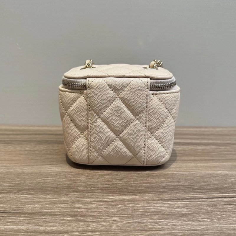 CHANEL 裸粉色金扣mini盒子斜背包 10*9*7 98新配件塵袋-3