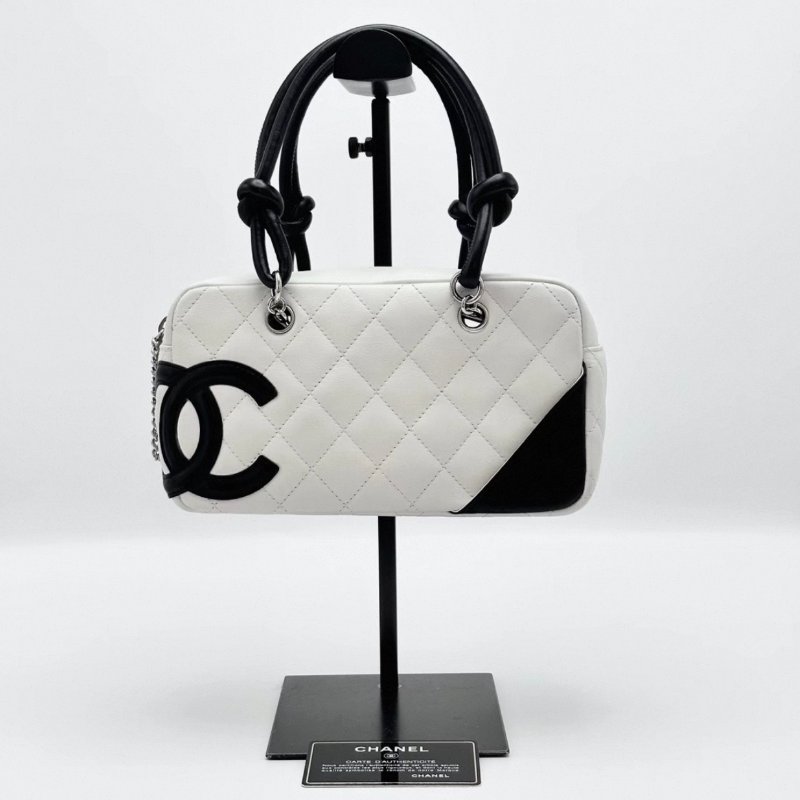 CHANEL 黑白熊貓康鵬mini枕頭包 21*11*9 98新配件保卡塵袋-0